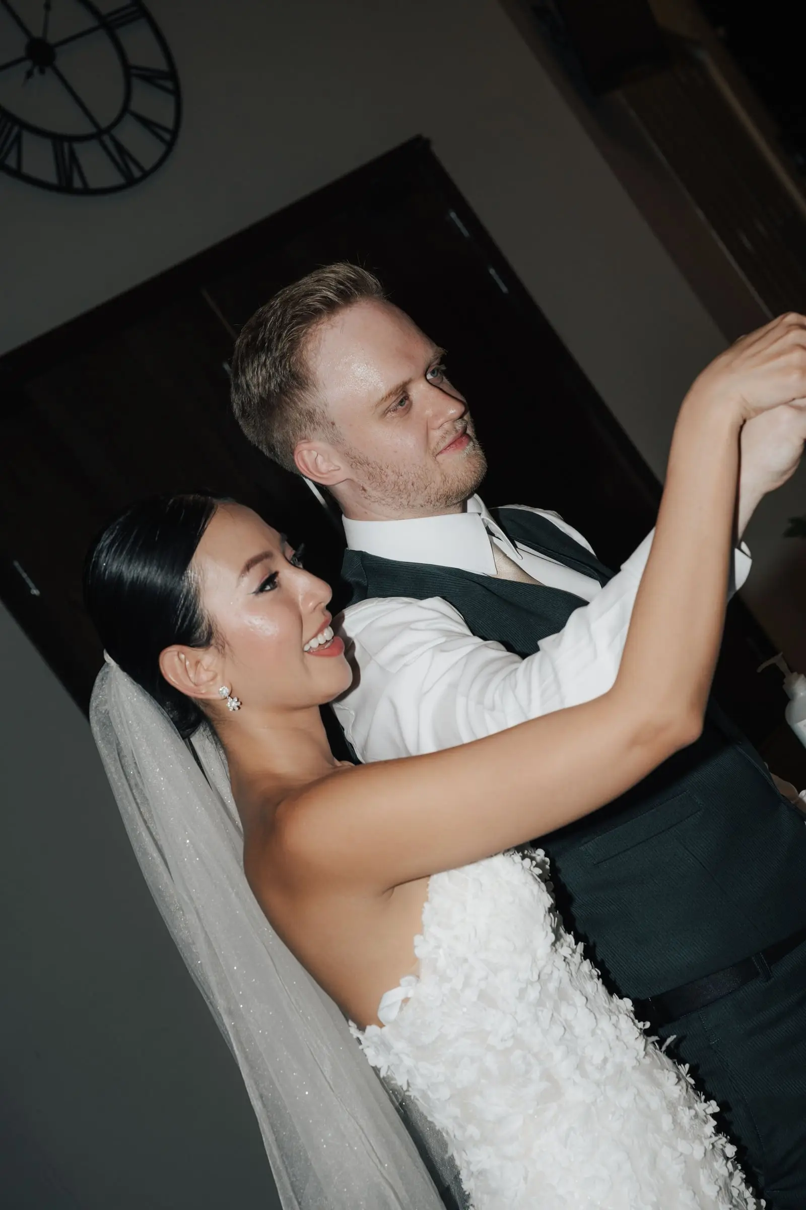 Couple dancing their first dance