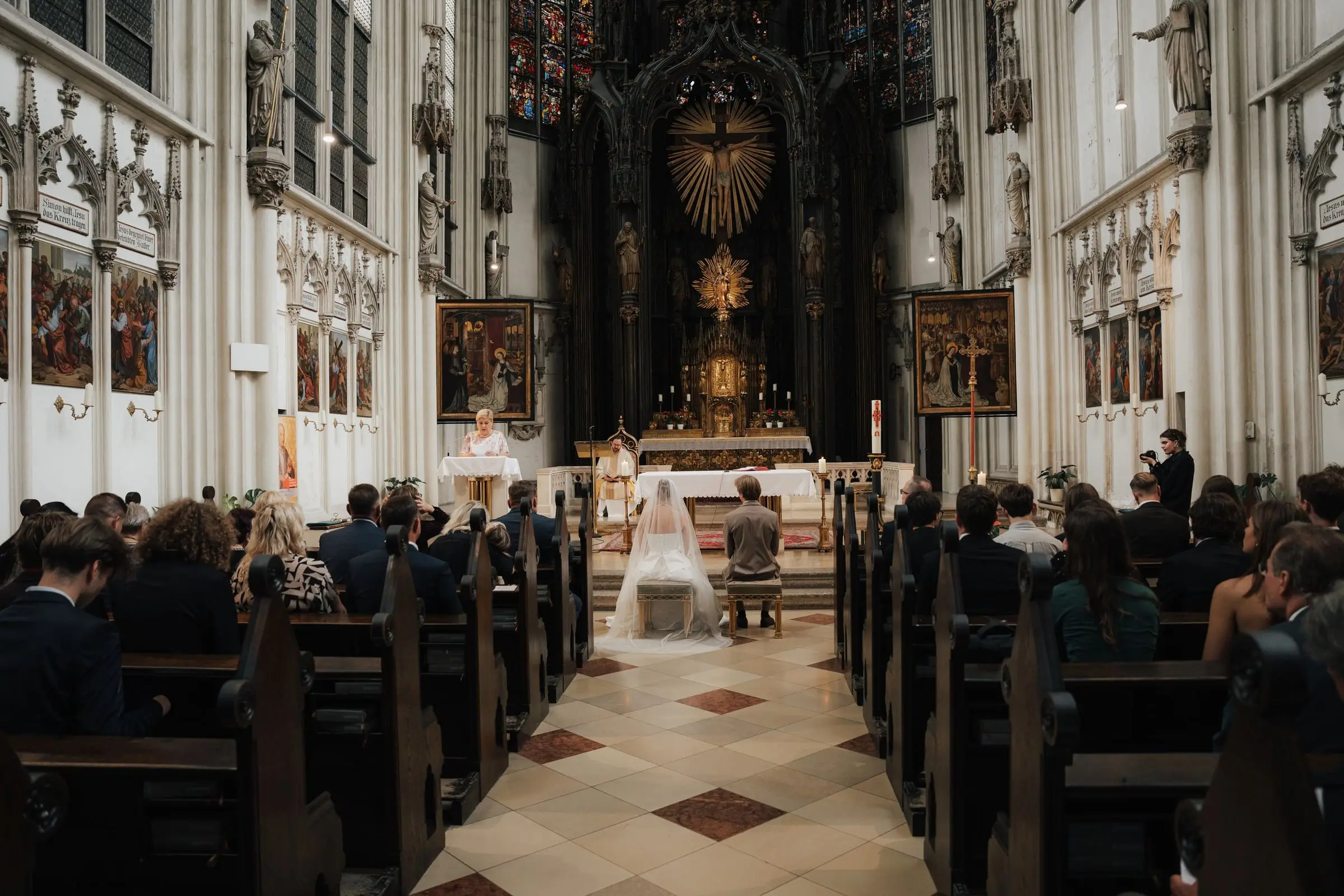 View down the nave of Maria am Gestade during the wedding mass